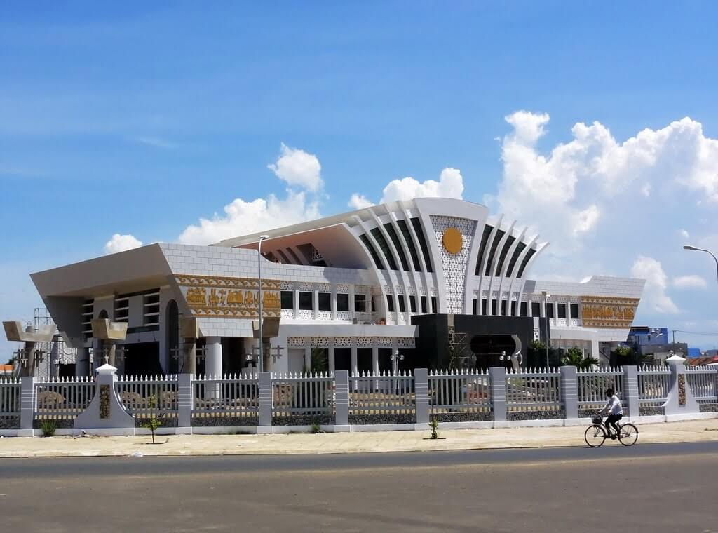 Những Cổ Vật Kể Chuyện Về Một Vùng Đất