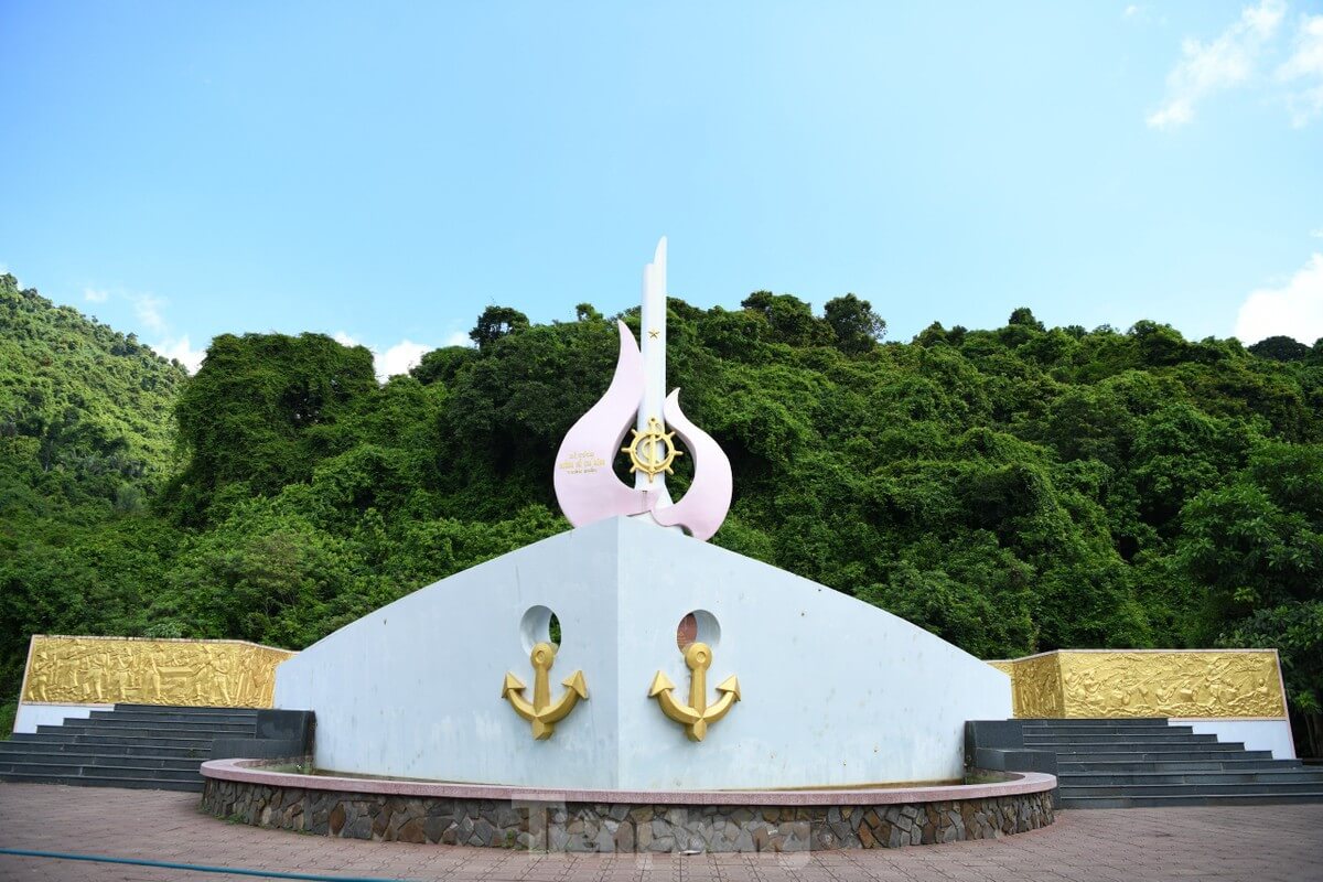 Dấu Ấn Bi Hùng Tại Bãi Chùa Vũng Rô